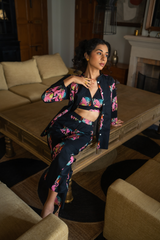 Petra Yogin Set
